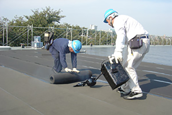 アスファルト防水工事